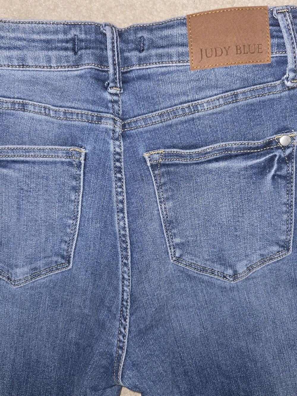 Judy Blue Medium Wash Skinny Jeans High Waisted 26 Inch Waist. - Picture 4 of 11